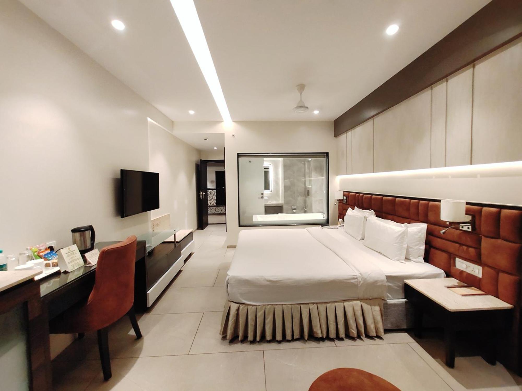 The Flora Grand, Vasco, Goa Hotel Vāsco Da Gāma Стая снимка