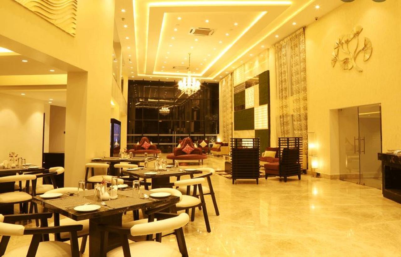 The Flora Grand, Vasco, Goa Hotel Vāsco Da Gāma Екстериор снимка