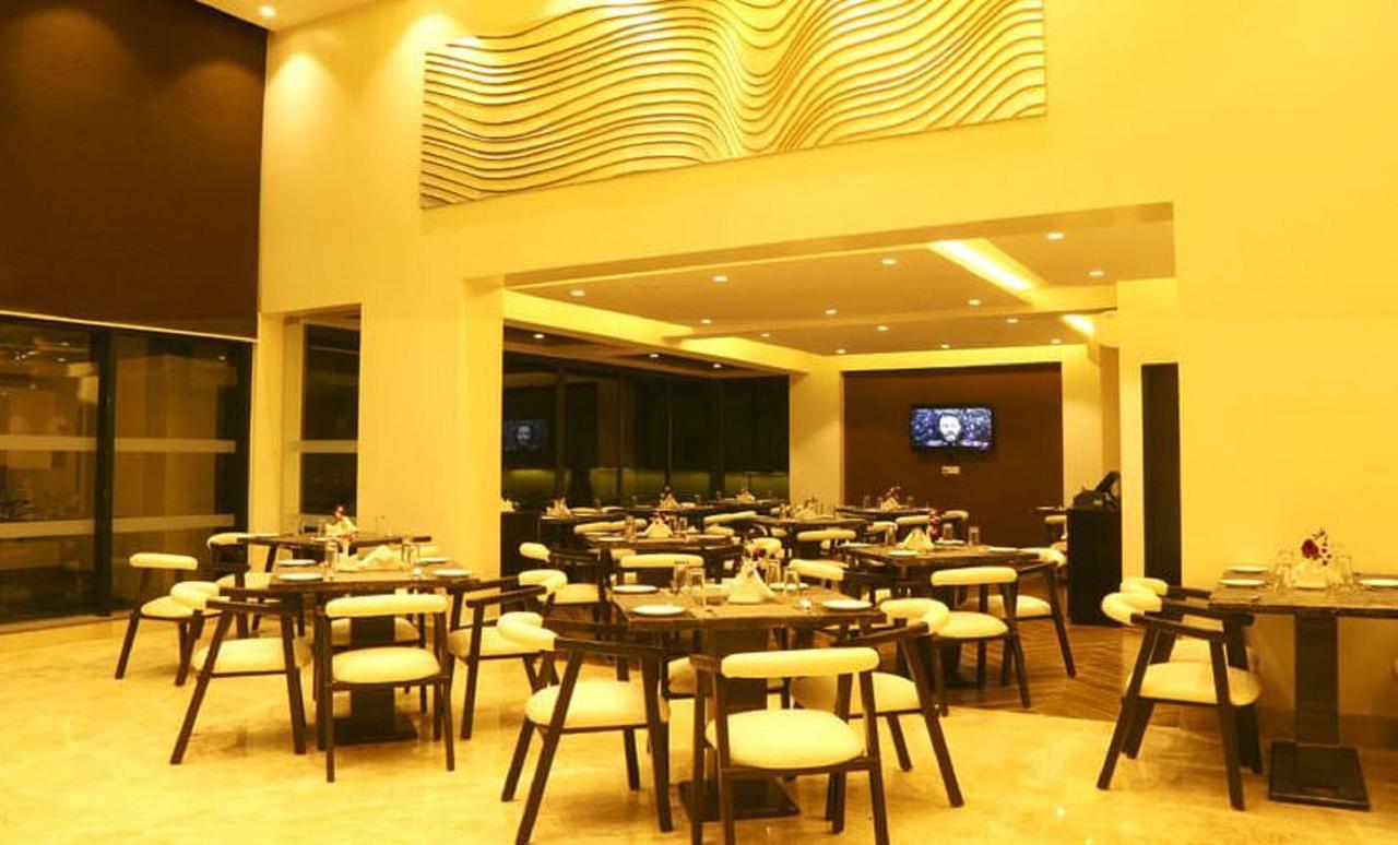 The Flora Grand, Vasco, Goa Hotel Vāsco Da Gāma Екстериор снимка